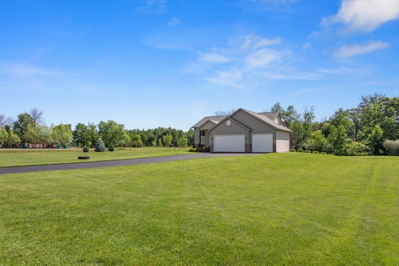 23883 Opal St NE, East Bethel, MN 55005