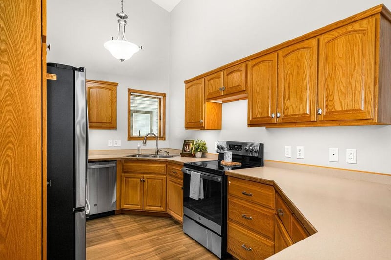 20 Michele Ln #6, Esko, MN 55733