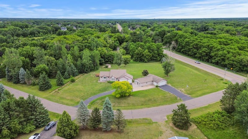 17153 Butternut St NW, Andover, MN 55304
