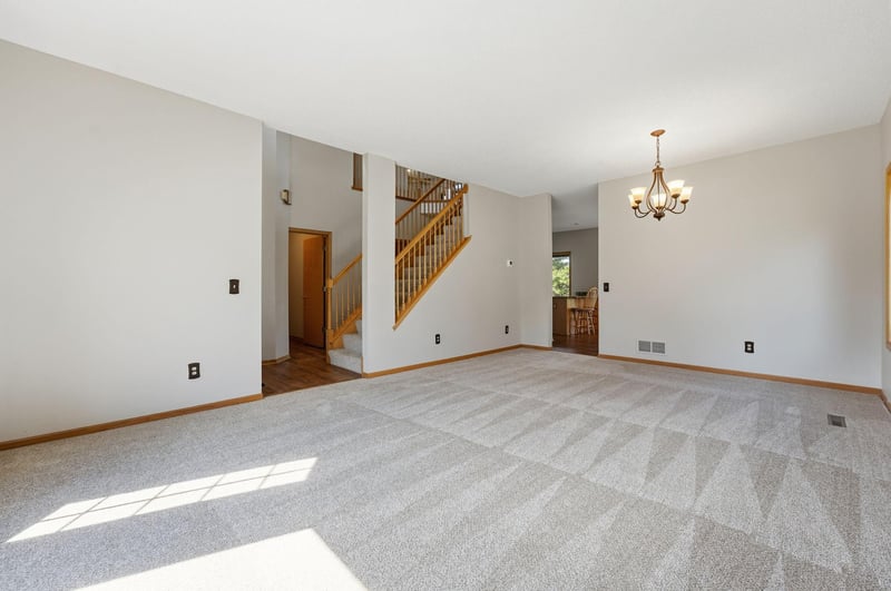 230 Butternut Cir, Carver, MN 55315