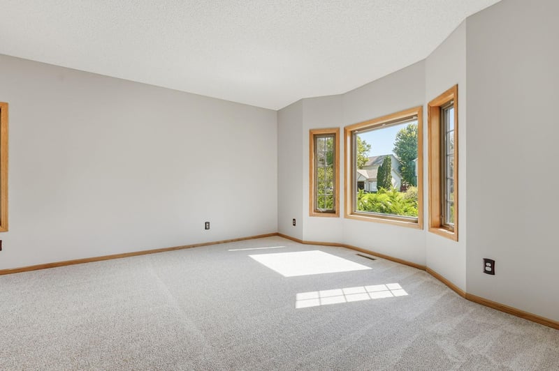 230 Butternut Cir, Carver, MN 55315