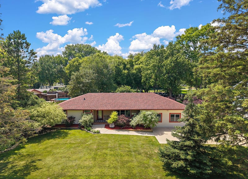 1049 2nd St, Saint Paul Park, MN 55071