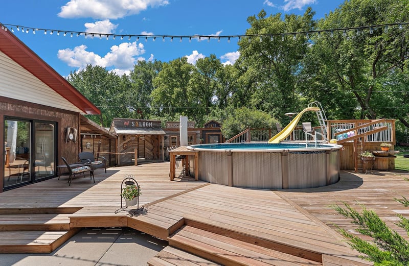 1049 2nd St, Saint Paul Park, MN 55071