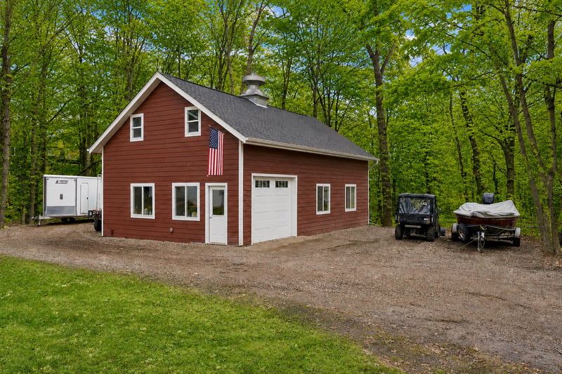 20750 Garden Rd, Excelsior, MN 55331