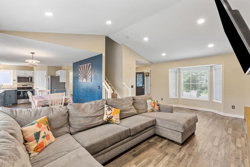 7811 Palmgren Ave NE, Otsego, MN 55330