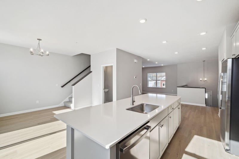10354 Birchwood Cir, Victoria, MN 55318