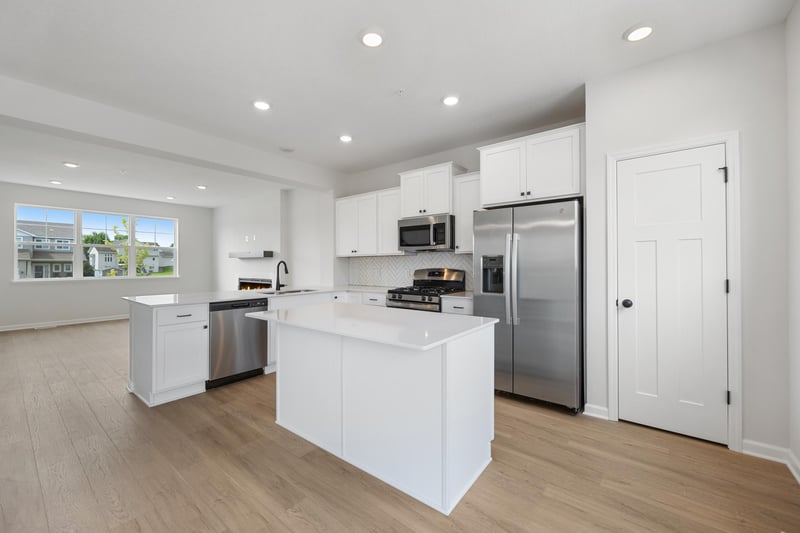 10356 Birchwood Cir, Victoria, MN 55318