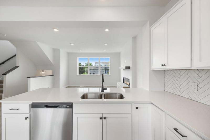 10356 Birchwood Cir, Victoria, MN 55318