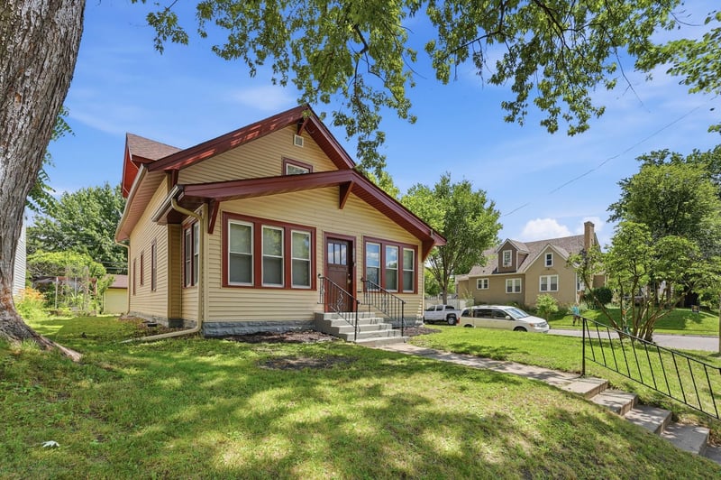 3500 Irving Ave N, Minneapolis, MN 55412