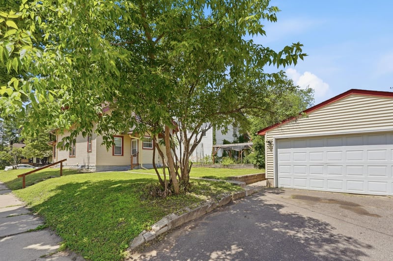 3500 Irving Ave N, Minneapolis, MN 55412