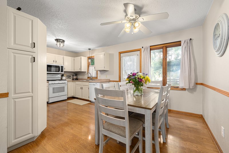602 1st Ave SE, Little Falls, MN 56345
