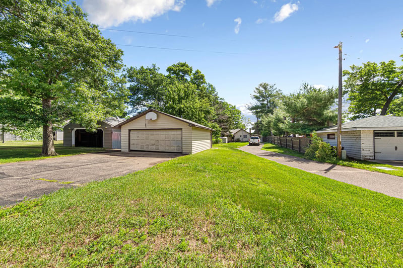 22913 W Martin Lake Dr NE, Stacy, MN 55079