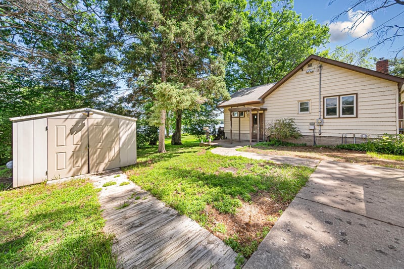 22913 W Martin Lake Dr NE, Stacy, MN 55079