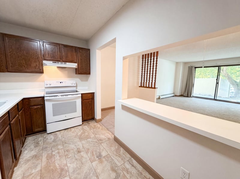 10511 Cedar Lake Rd #205, Hopkins, MN 55305