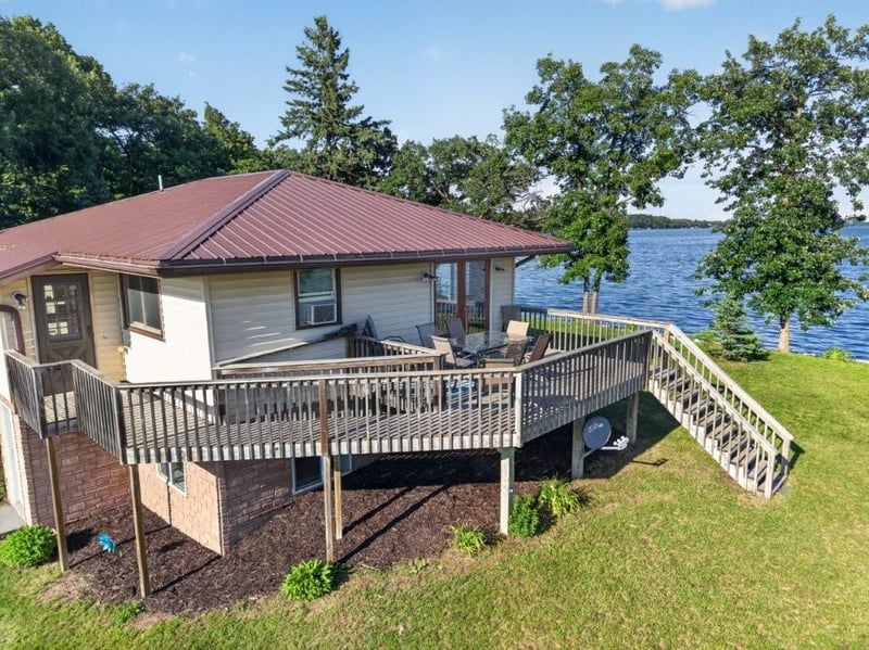 39466 385th Ave, Dent, MN 56528