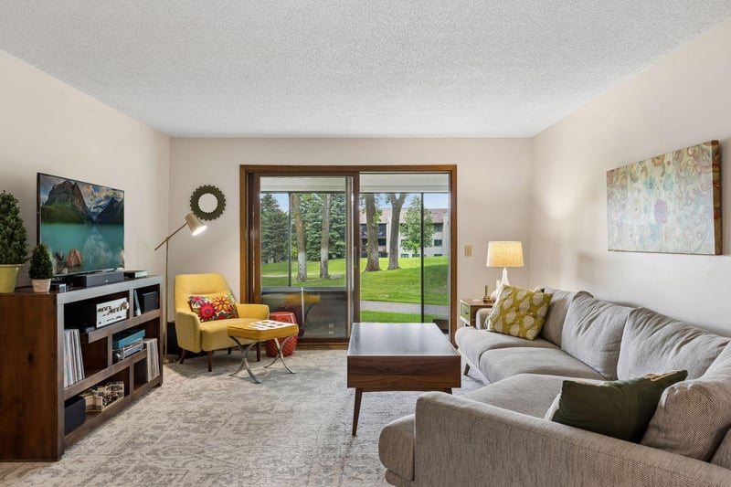 10540 43rd Ave N #111, Plymouth, MN 55442