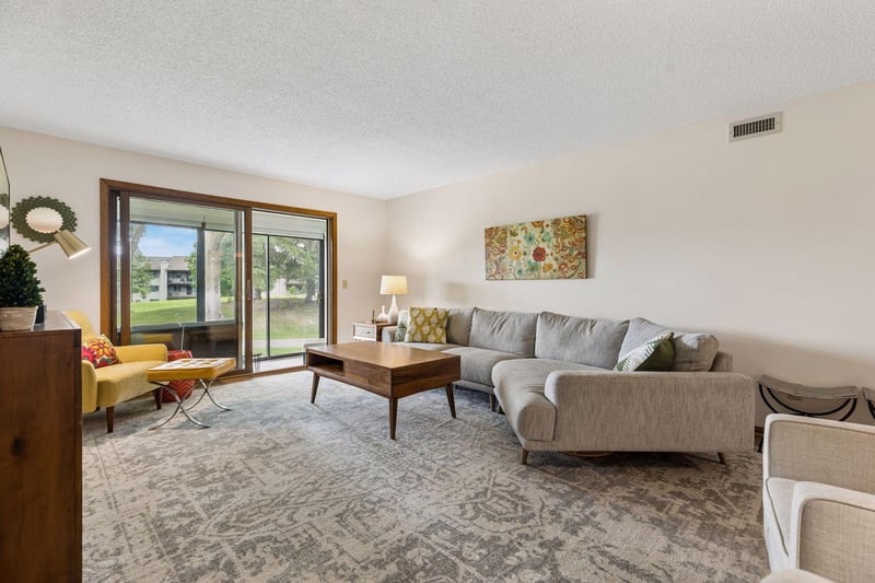 10540 43rd Ave N #111, Plymouth, MN 55442
