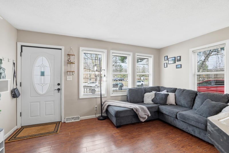 7544 Douglas Dr N, Brooklyn Park, MN 55443