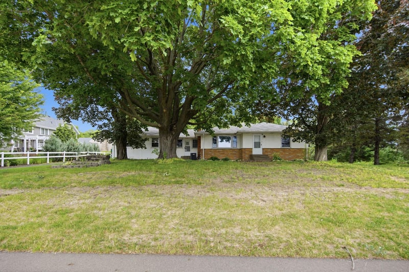 1918 Delaware Ave, West Saint Paul, MN 55118