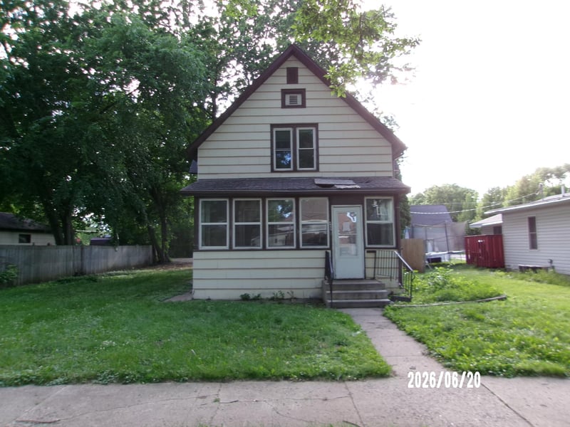 411 N 5th St, Montevideo, MN 56265