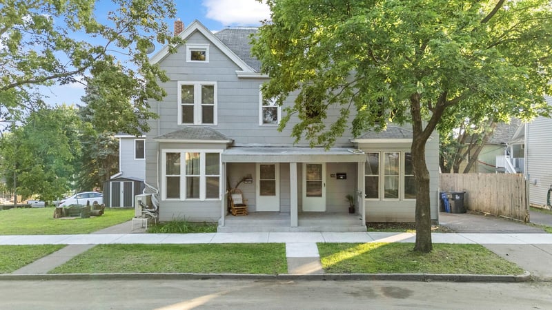 267 Bates Ave, Saint Paul, MN 55106