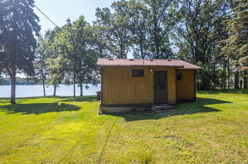 23519 W Foxview Ln, Detroit Lakes, MN 56501