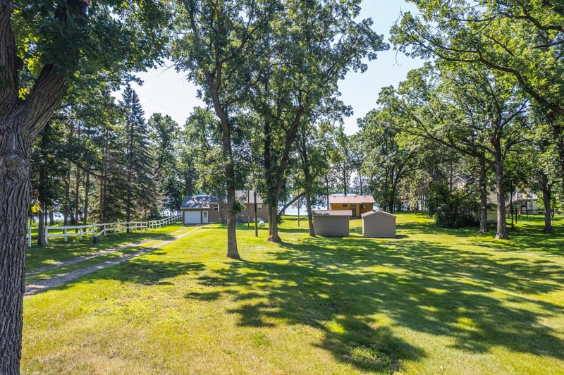23519 W Foxview Ln, Detroit Lakes, MN 56501