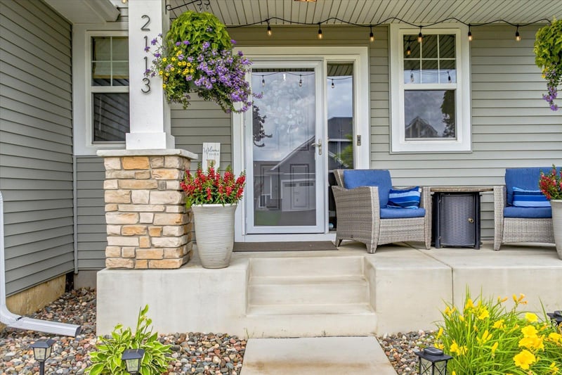 2113 Itasca Cir, Lino Lakes, MN 55038