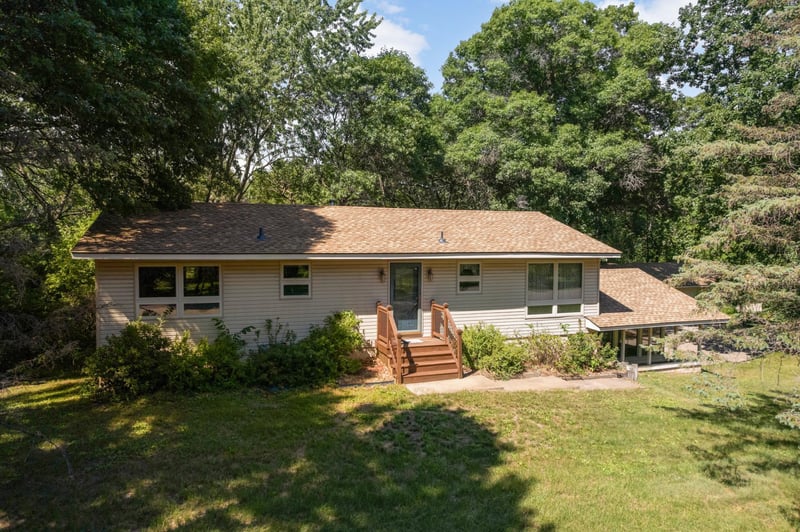 3315 184th Ln NW, Oak Grove, MN 55303