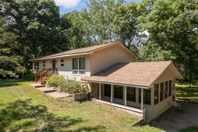 3315 184th Ln NW, Oak Grove, MN 55303