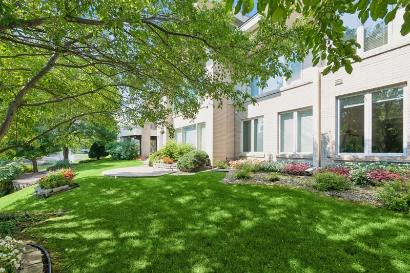 11629 Cedar Ps, Hopkins, MN 55305