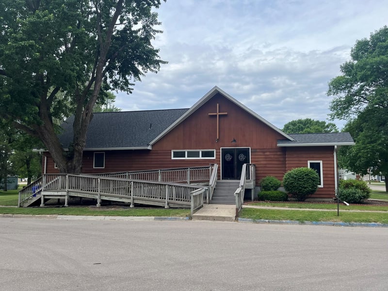 605 9th Ave, Clarkfield, MN 56223