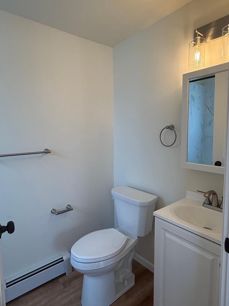 412 8th St SW, Little Falls, MN 56345