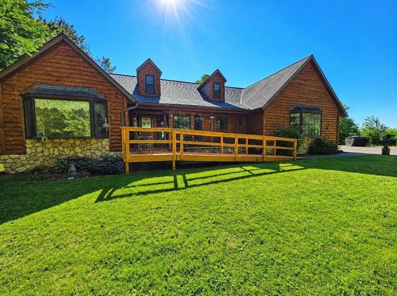 772 5th Ave, Cumberland, WI 54829
