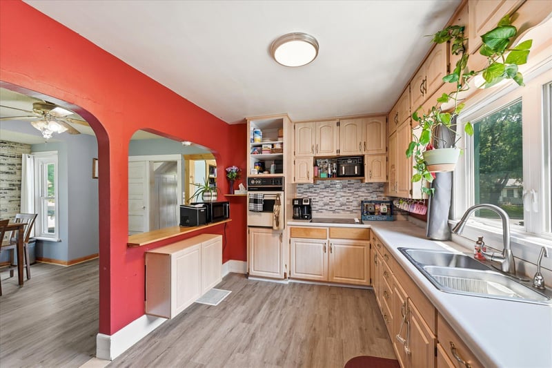 530 Herbert St, Stewart, MN 55385