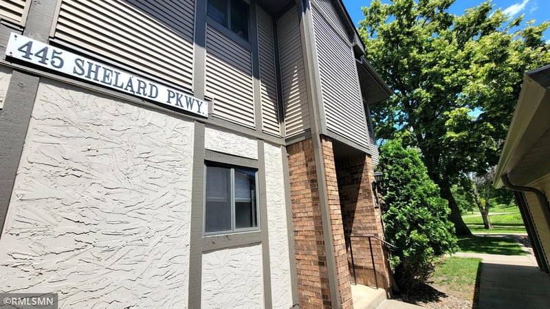 445 Shelard Pw #101, Saint Louis Park, MN 55426