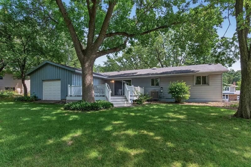 13345 Foliage Ave, Apple Valley, MN 55124