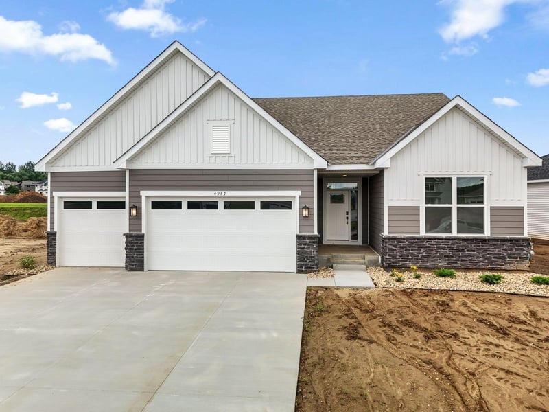 4957 Noble Ln NW, Rochester, MN 55901