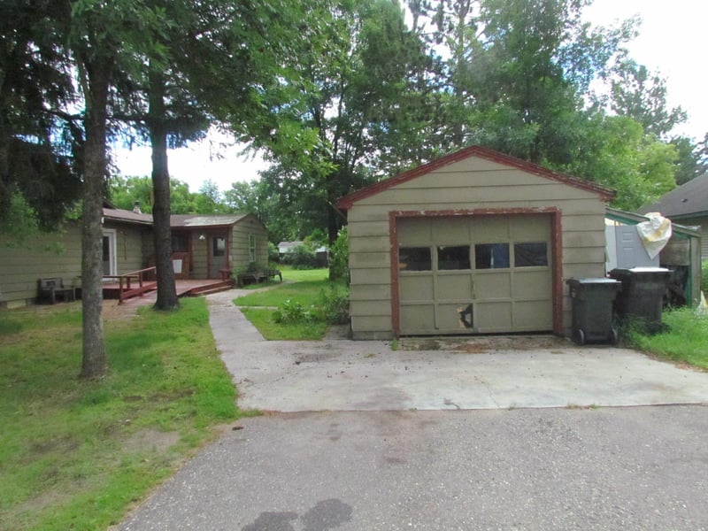 216 Birch St E, Motley, MN 56466