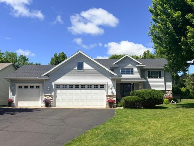 1263 Stone Ridge Rd, Sauk Rapids, MN 56379