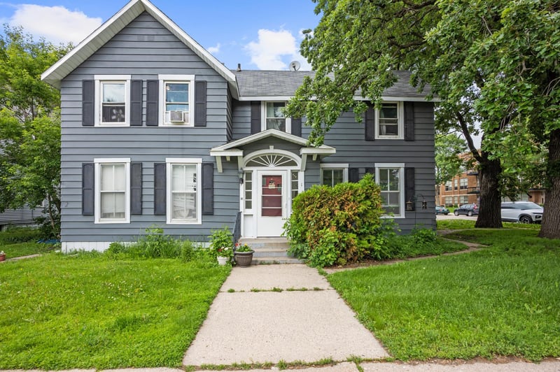 321 6th Ave E, Alexandria, MN 56308