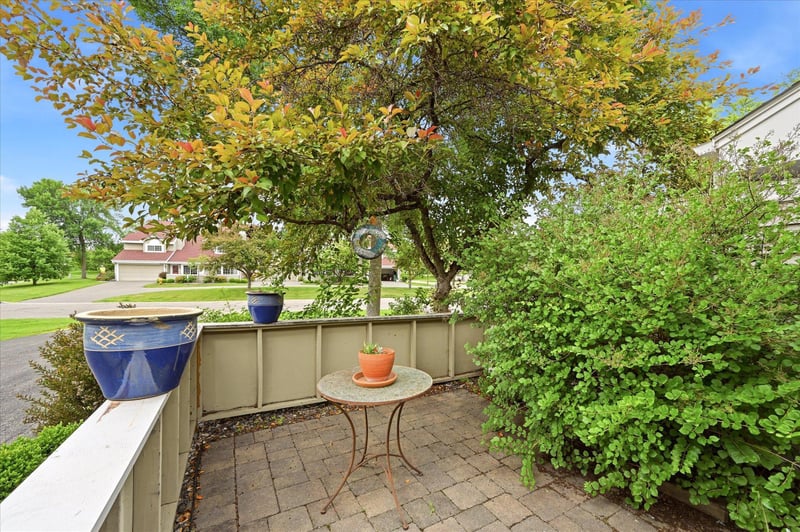2065 Shenandoah Ct #D, Plymouth, MN 55447