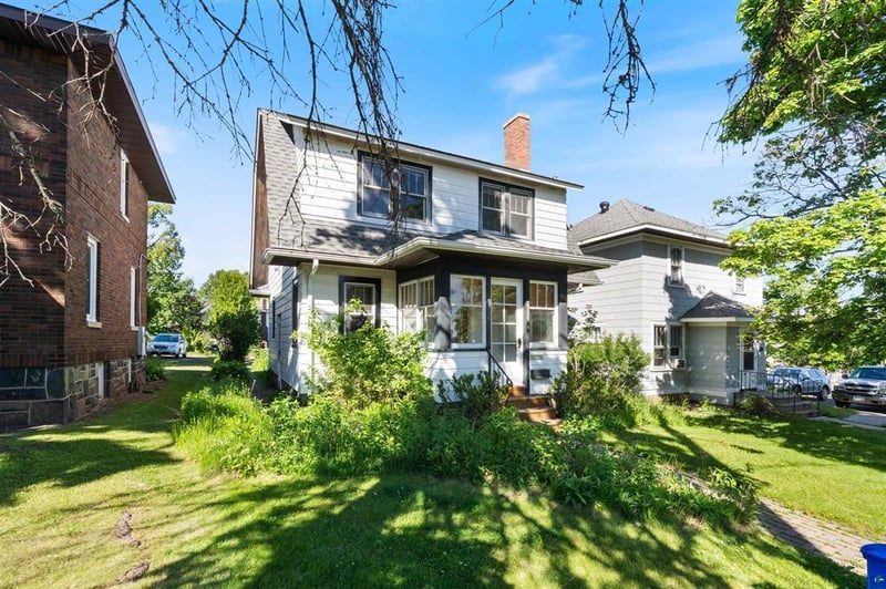 928 N 19th Ave E, Duluth, MN 55812