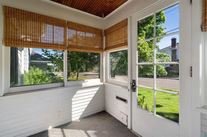 928 N 19th Ave E, Duluth, MN 55812