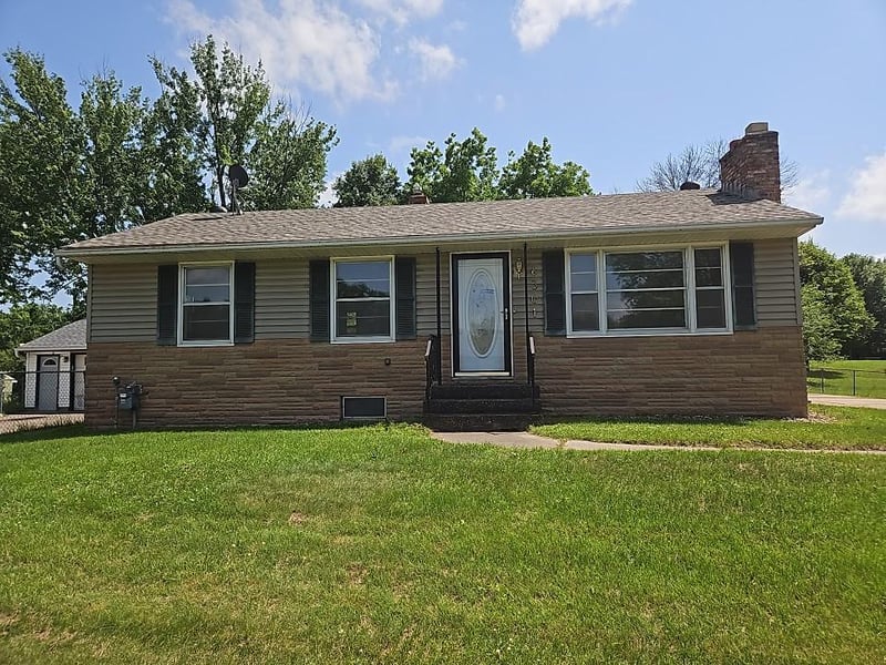6301 Oak Knoll Pz, Woodbury, MN 55125