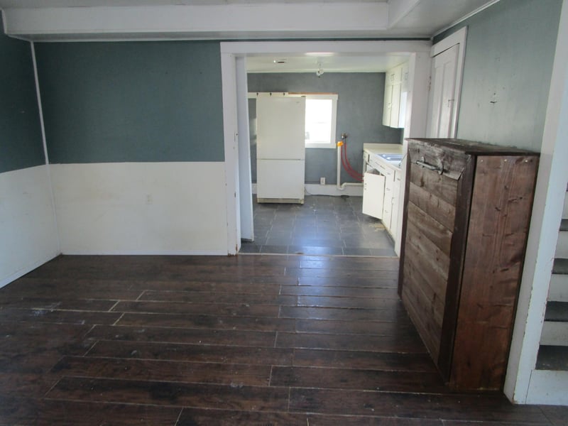115 E Jefferson St, Spring Valley, MN 55975
