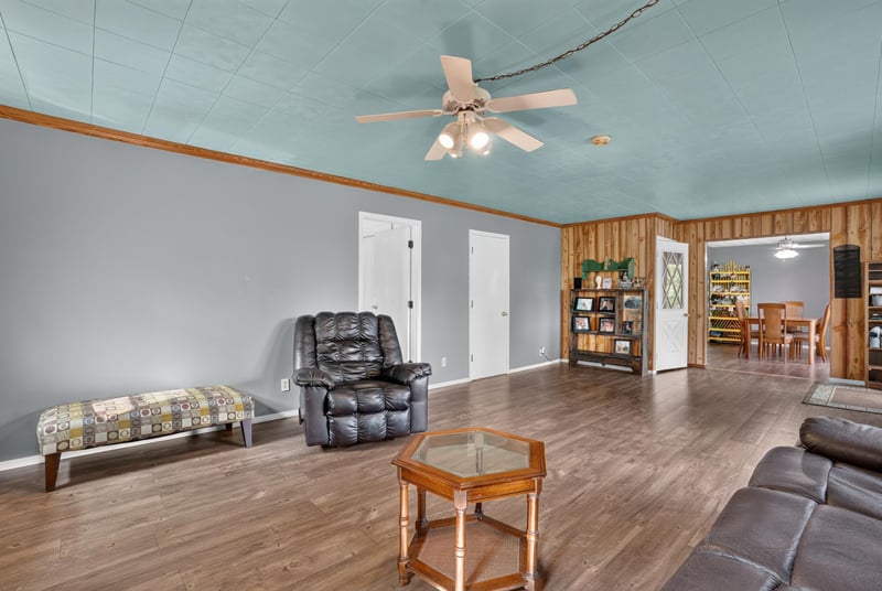 73751 190th St, Dassel, MN 55325