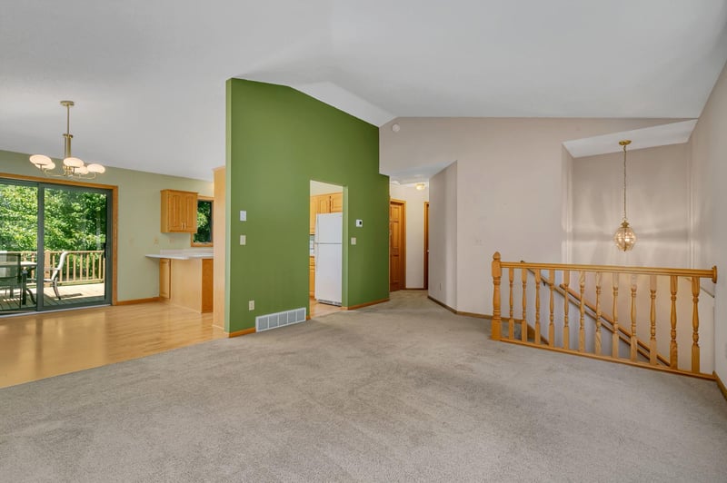 39 Fairfield Ln, Saint Cloud, MN 56303