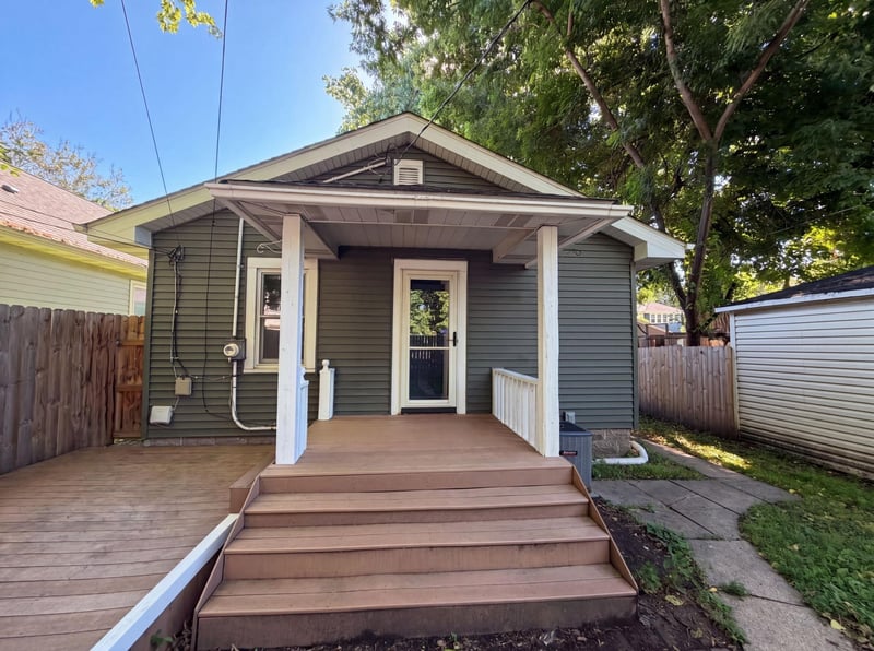 2715 Irving Ave N, Minneapolis, MN 55411