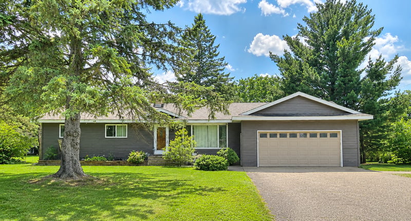 421 N Birch St, Royalton, MN 56373